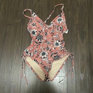 One piece floral swimsuit size XS